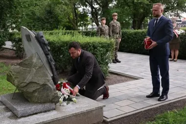 Pięćdziesięciu gimnazjalistów z Łomży zginęło w drodze do powstańców