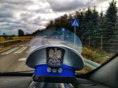 Hulajnoga w Łomży to nie zabawka. Te zasady obowiązują kierujących