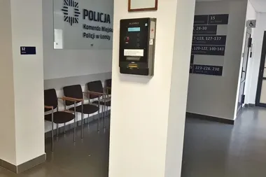 Niesprawne światła zdradziły pijanego kierowcę w Jedwabnem