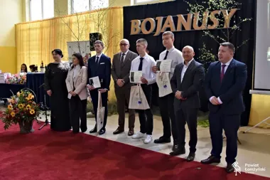 Nad Niemnem i młodzi mistrzowie z Łomży stworzyli jubileuszowy wieczór